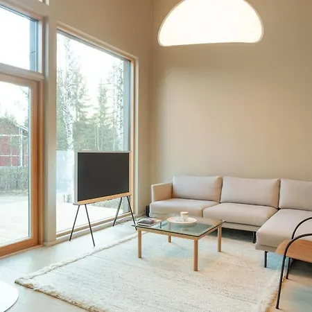 North - Joiku - Midnight Sun Nyaraló