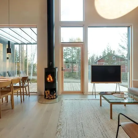 North - Joiku - Midnight Sun * Akaslompolo